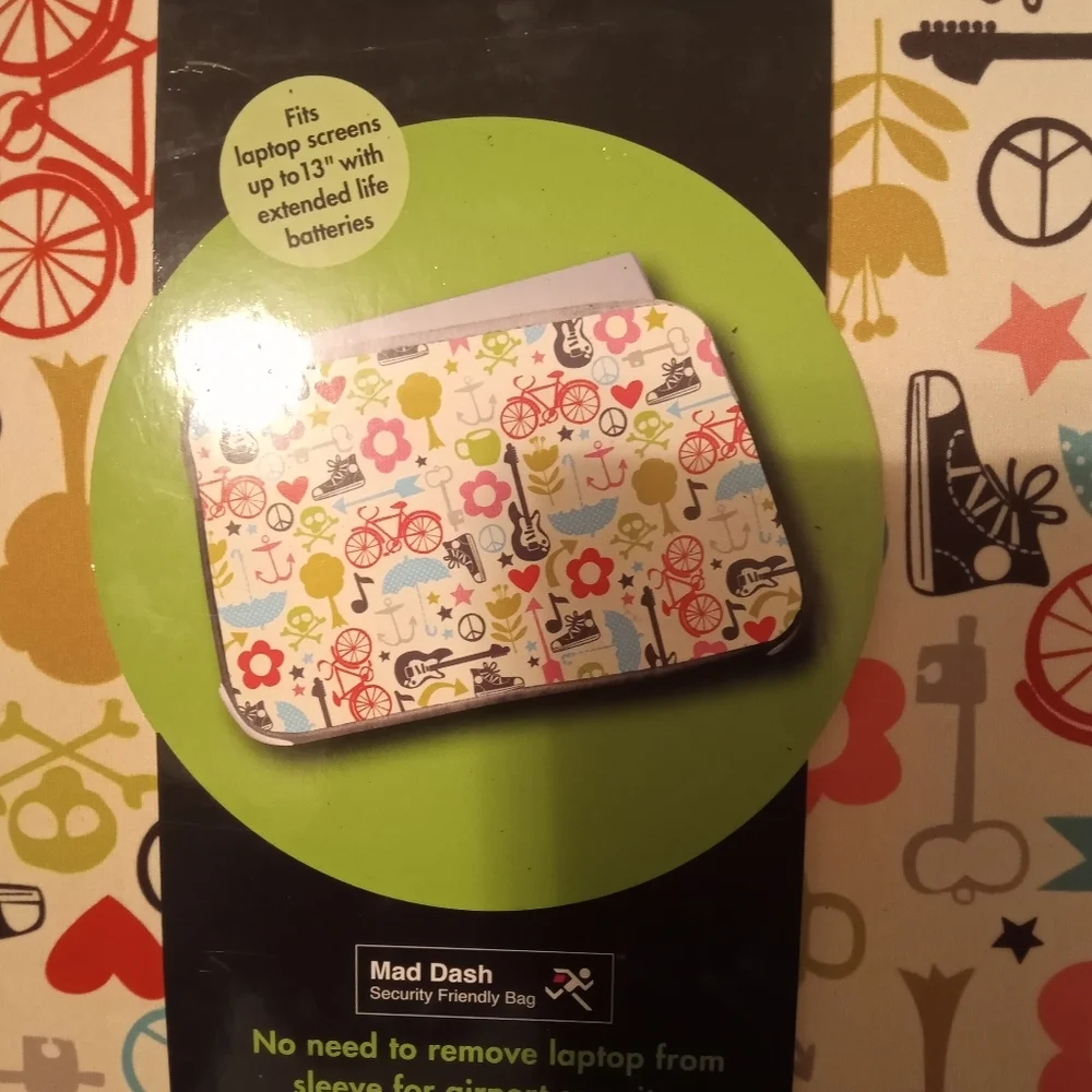 Laptop sleeve